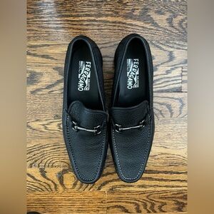 Salvatore Ferragamo genuine leather men’s slip-on dress shoes, barely worn,black